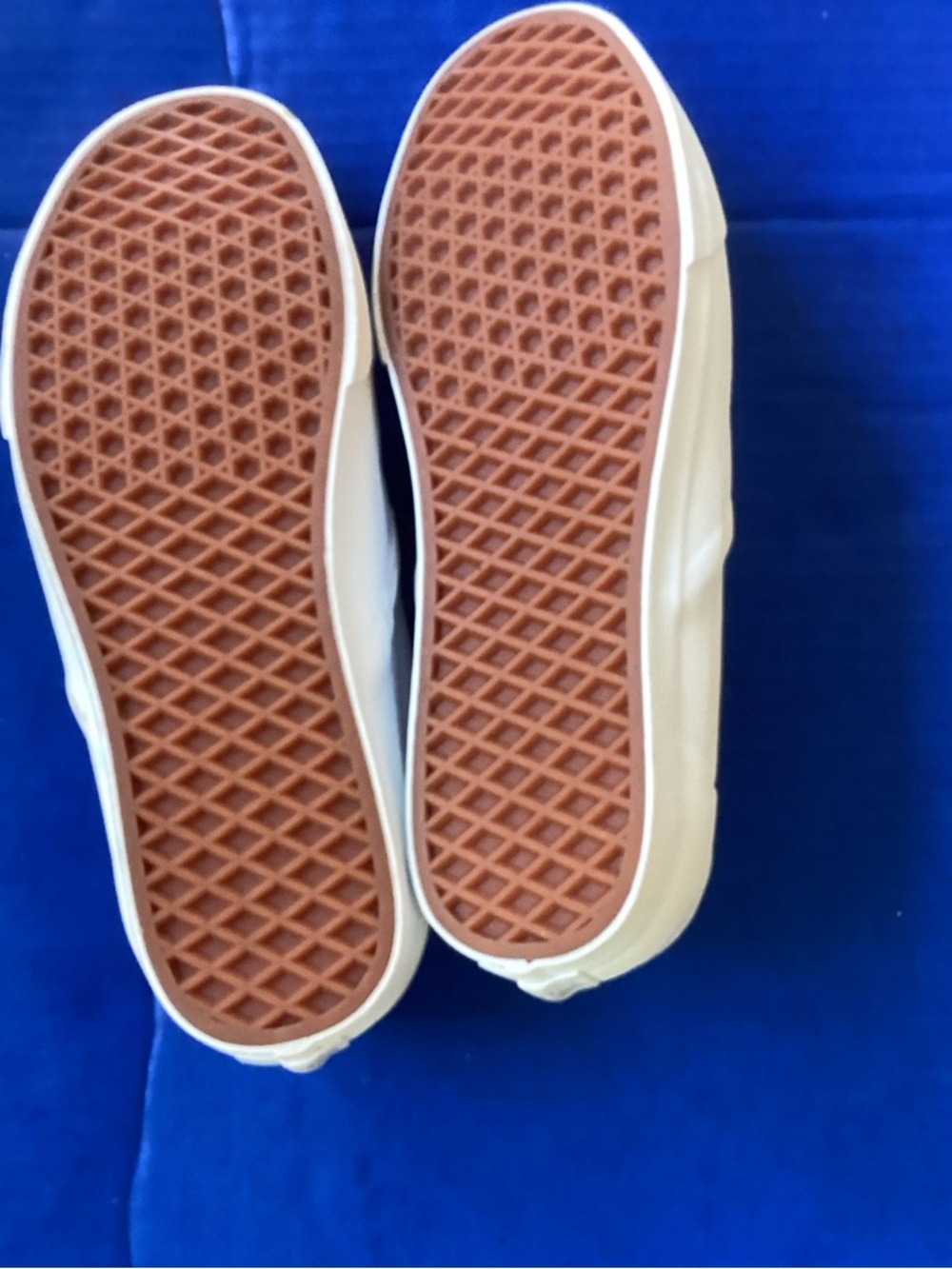 Vans Slip-On Loafers White Leather-Style, Size 10 - Picture 8 of 8